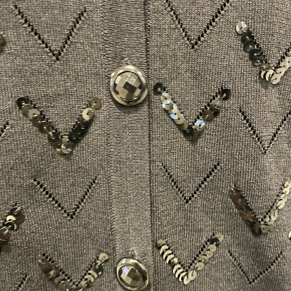 Never Worn! Melanie Lyne Button Front Cardigan with Sequin Details - Picture 7 of 11